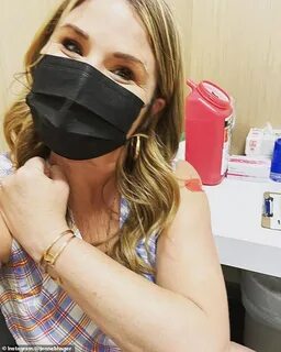 Jenna Bush Hager gets second dose of Pfizer vaccine after re