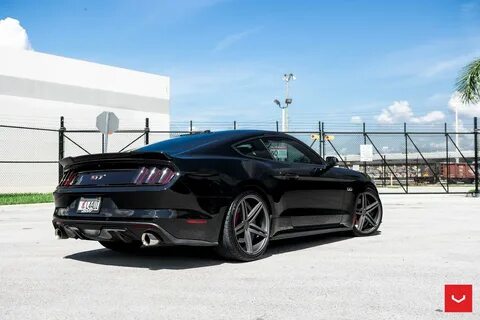 FORD MUSTANG - VOSSEN CV5 - VOSSEN WHEELS