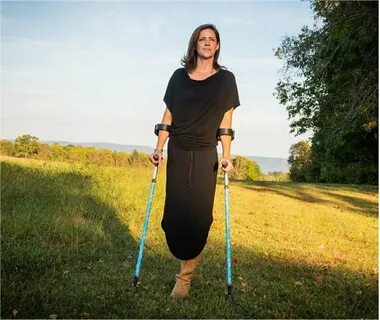 Девушки на костылях! - Amputee woman on crutches! - Страница