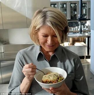 Martha Stewart Perkenalkan Bisnis Katering 'Live Recipes' un