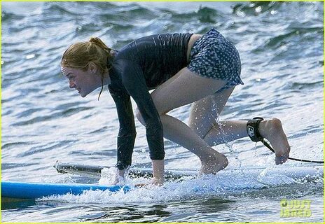 Emma Stone & Andrew Garfield Surf the Waves in Hawaii!: Phot