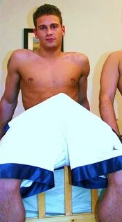 Boner/Bulge through shorts - /hm/ - Handsome Men - 4archive.
