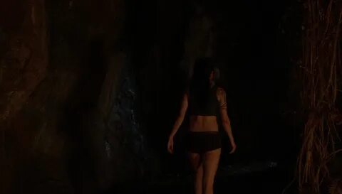 Marie avgeropoulos nackt 25 Unseen Hot Half