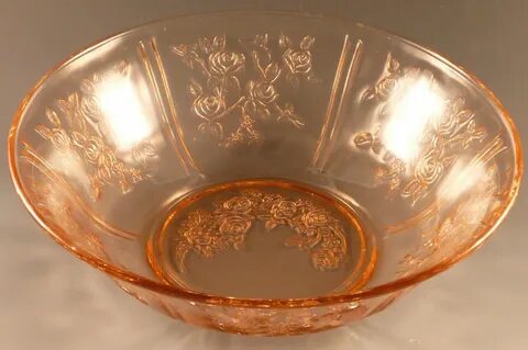 Federal Glass Pink Depression Glass Sharon or Cabbage Rose P