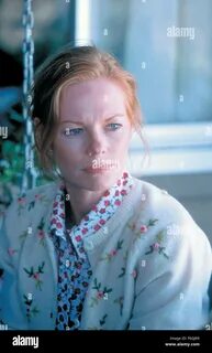 Julia Roberts Film: Erin Brockovich (USA 2000) Characters: Erin Brockovich ...