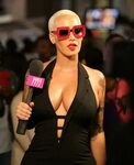 Amber Rose Hot Body Pictures - Expose Her Sexy Pose With Hai