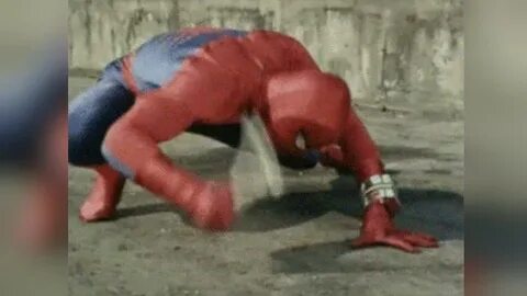 Создать мем "spiderman slap original, человек паук и человек