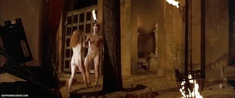 Jennifer Jason Leigh Nude The Fappening - Page 3 - Fappening