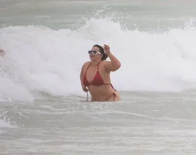 Chiquis Riviera Enjoys Her Vacation on the Beach in Tulum (3