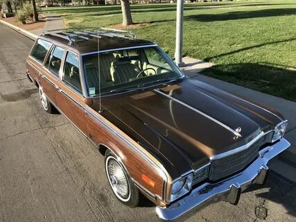 1977 Plymouth Volare 1 Station wagon, Plymouth, Hearse