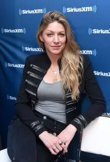 Jes Macallan picture