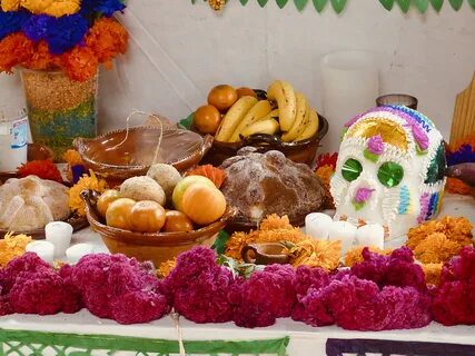 File:Detalle de una ofrenda de día de muertos, México.jpg - 