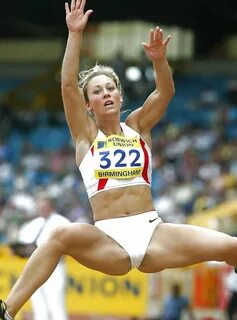 Sport girls flexible upskirt and ooops 6 - Photo #41