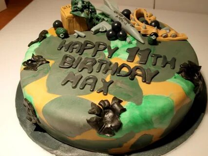 Army cake Miliatary cake, call of duty Rachael Cournane Flic