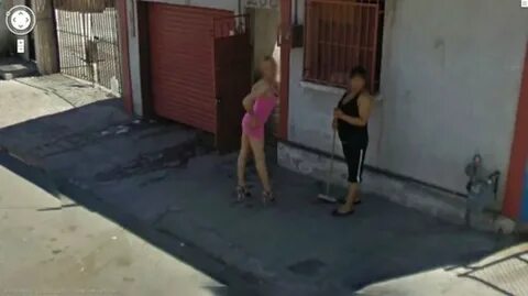 Девушки на Google Street View Екабу.ру - развлекательный пор