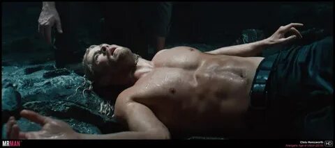 Chris Hemsworth desnudo en nuestras pantallas CromosomaX