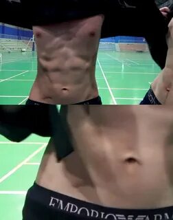 Taeyong NCT yang Umbar Abs Bareng Jaehyun Ternyata Punya Bek