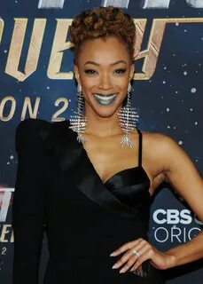 Picture of Sonequa Martin-Green