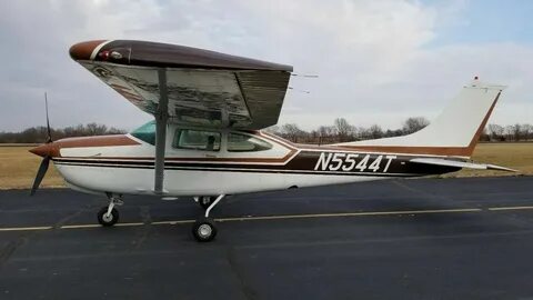 well equipped 1982 Cessna 182 RG Skylane II aircraft for sal