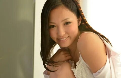 Ai Yuzuki - Photo Gallery - Xslist.org