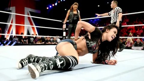 WWE Main Event Digitals 11/13/13 - AJ Lee litrato (36078726)