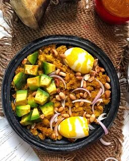 Ghana Food / Ghana Rising: Food: Shebrews offering the disce