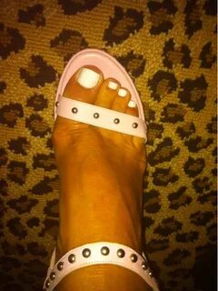 Jillian Barberie Feet (5 photos) - celebrity-feet.com
