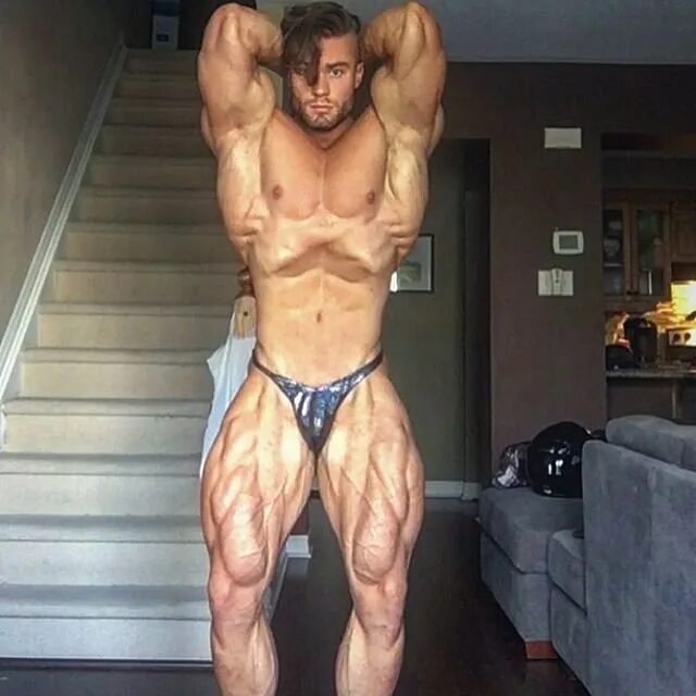 Chris Bumstead (@cbum_) • Фото в Instagram.