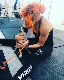 Pin by WWE Hayley Nova on wwє dívαѕ ↬ ★ ˎˊ-⌇ Becky lynch, Re