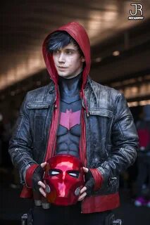 My Red Hood/Jason Todd cosplay from NYCC - Imgur