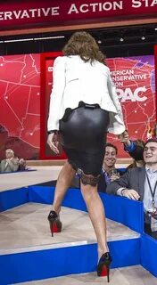 Sarah Palin In Tight Leather Skirt - 5 Pics xHamster