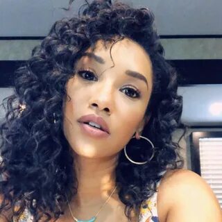 Candice Patton on Instagram: "➿ out here looking like the in