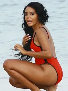 Angela Simmons revista Chilanga Surf