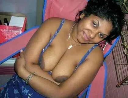 Sex images Xxx hot nangi Indian bhabhi ki boobs nipple flash