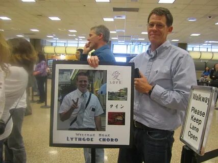 welcome home airport signs - Besko