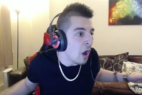 UK League of Legends streamer Gross Gore hit by Twitch ban f