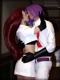 Team Rocket cosplay - Obsolete Gamer