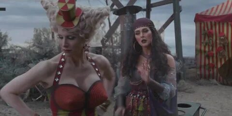 Lucy Punch Boobs. 