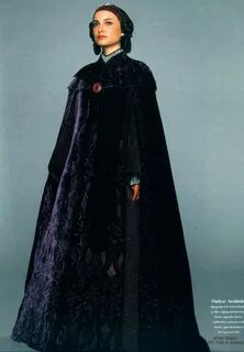 The Revelation gown worn by Padme in ROTS Star wars fashion,
