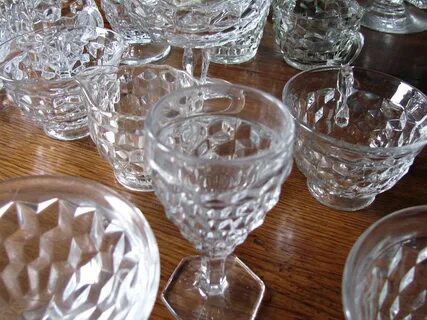 File:Fostoria American Glassware, Memphis TN.jpg - Wikimedia