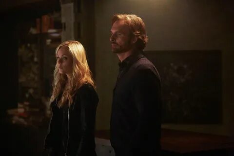 Laura Vandervoort: Bitten Episode 1.12 - "Caged"