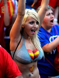 Hot sports fans 