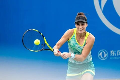 Bernarda Pera At day one at 2017 WTA Wuhan Open in Wuhan - C