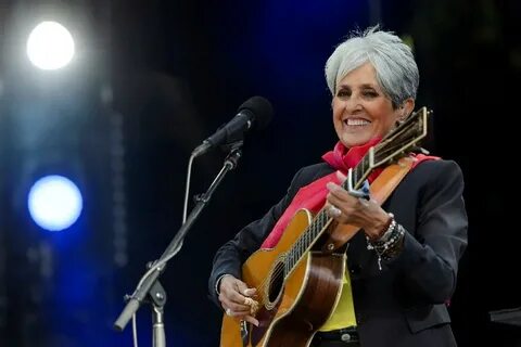 Veteran singer Joan Baez muses on Trump ... and Hitler