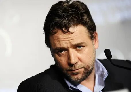 Russell Crowe - Biography, Height & Life Story Super Stars B