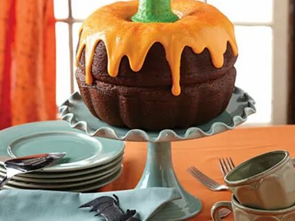 How to Make a Pumpkin Shaped Cake Pumpkin shaped cake, Hallo