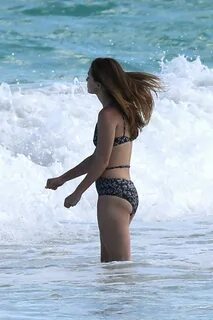 Melissa Benoist in Bikini 2017 -18 GotCeleb