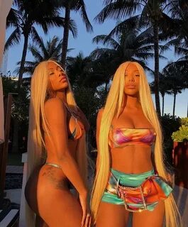 Pin by 𝕰 𝖛 𝖆 ♡ on ᶜᴸᴱᴿᴹᴼᴺᵀ ᵀᵂᴵᴺˢ Clermont twins, Bad girls c