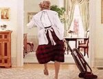 Mrs Doubtfire Cleaning GIF - MrsDoubtfire Cleaning Dancing -