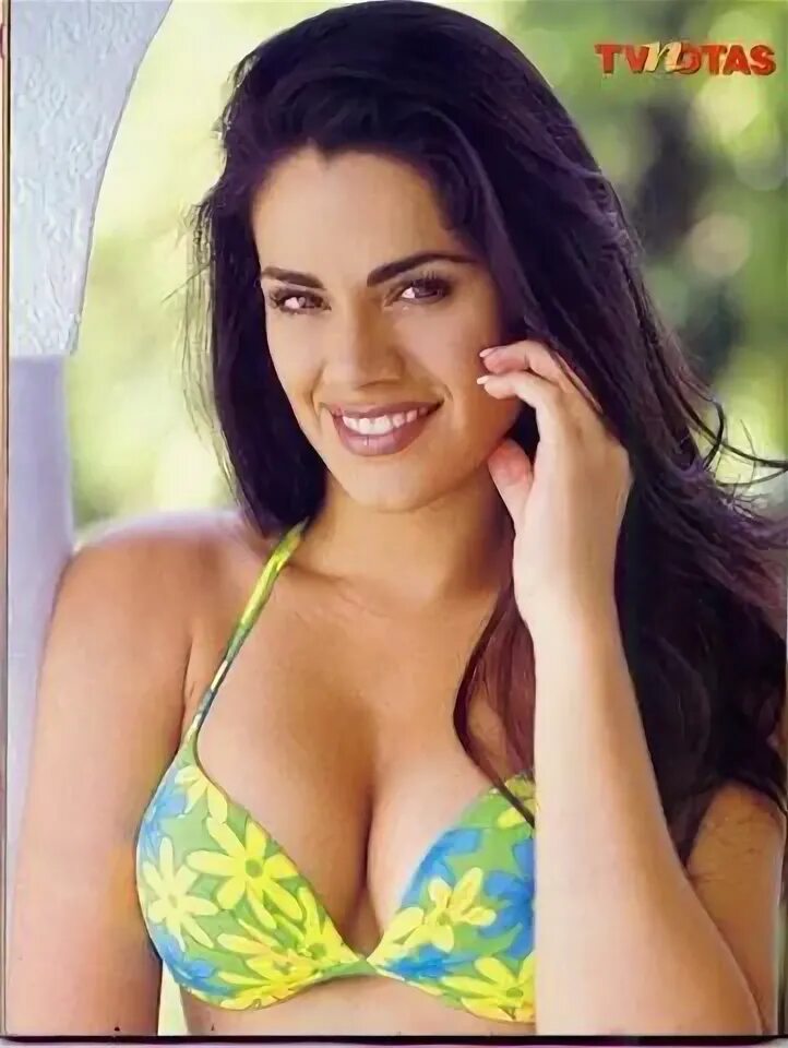 luz elena gonzalez - Google Search Chicas en bikini, Cara he